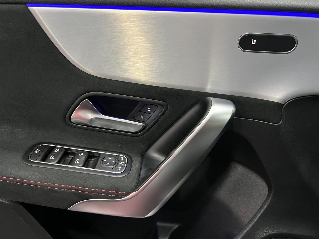 Mercedes Benz A200d Aut. AMG Line Premium 150 cv