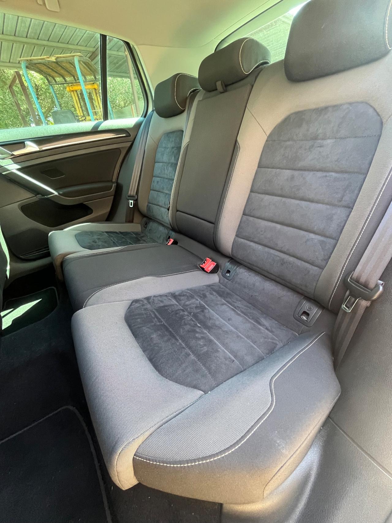 Volkswagen Golf 2.0 TDI DSG 5p. Highline BlueMotion Technology