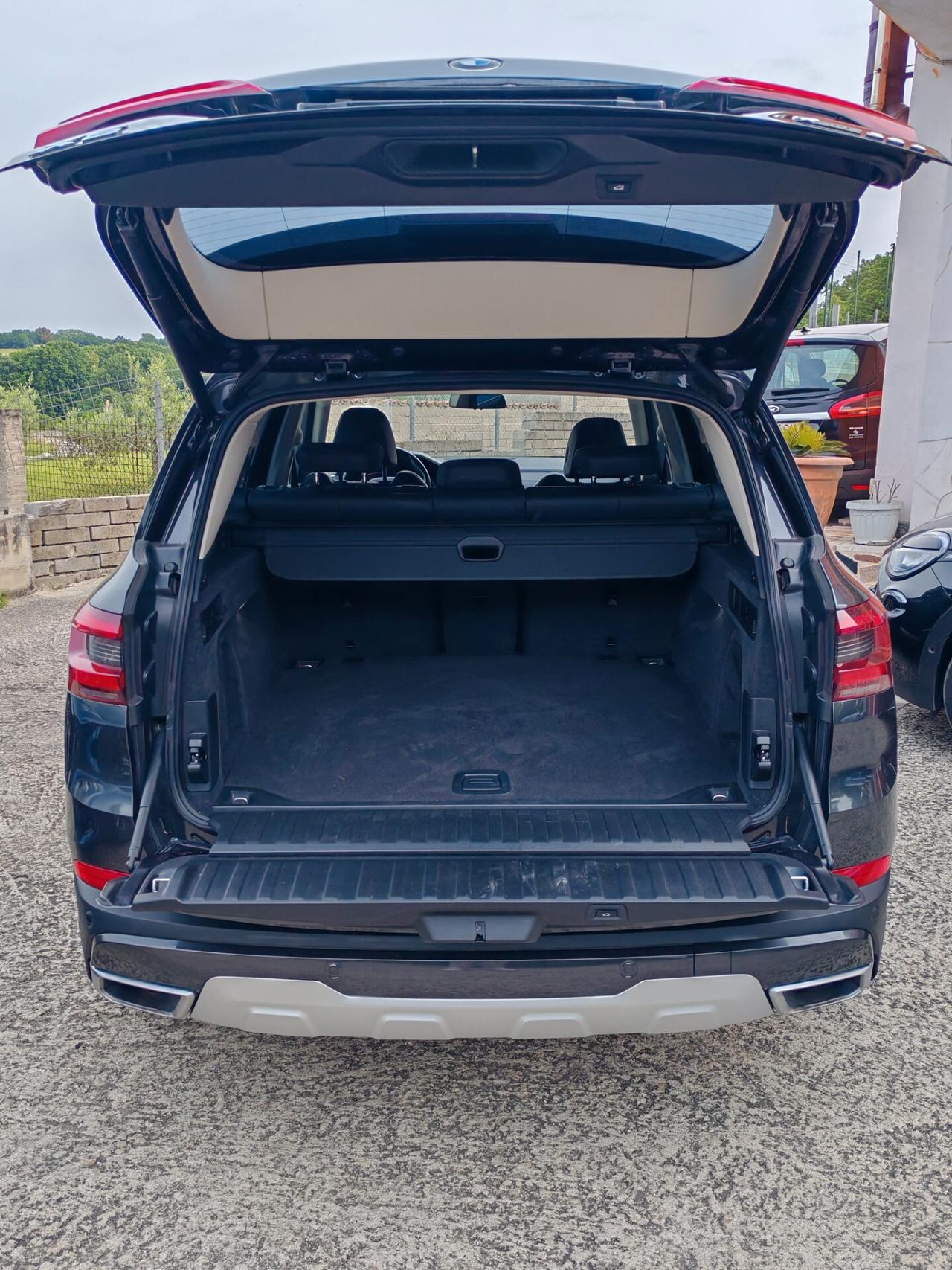 BMW X5 M-SPORT 286CV -