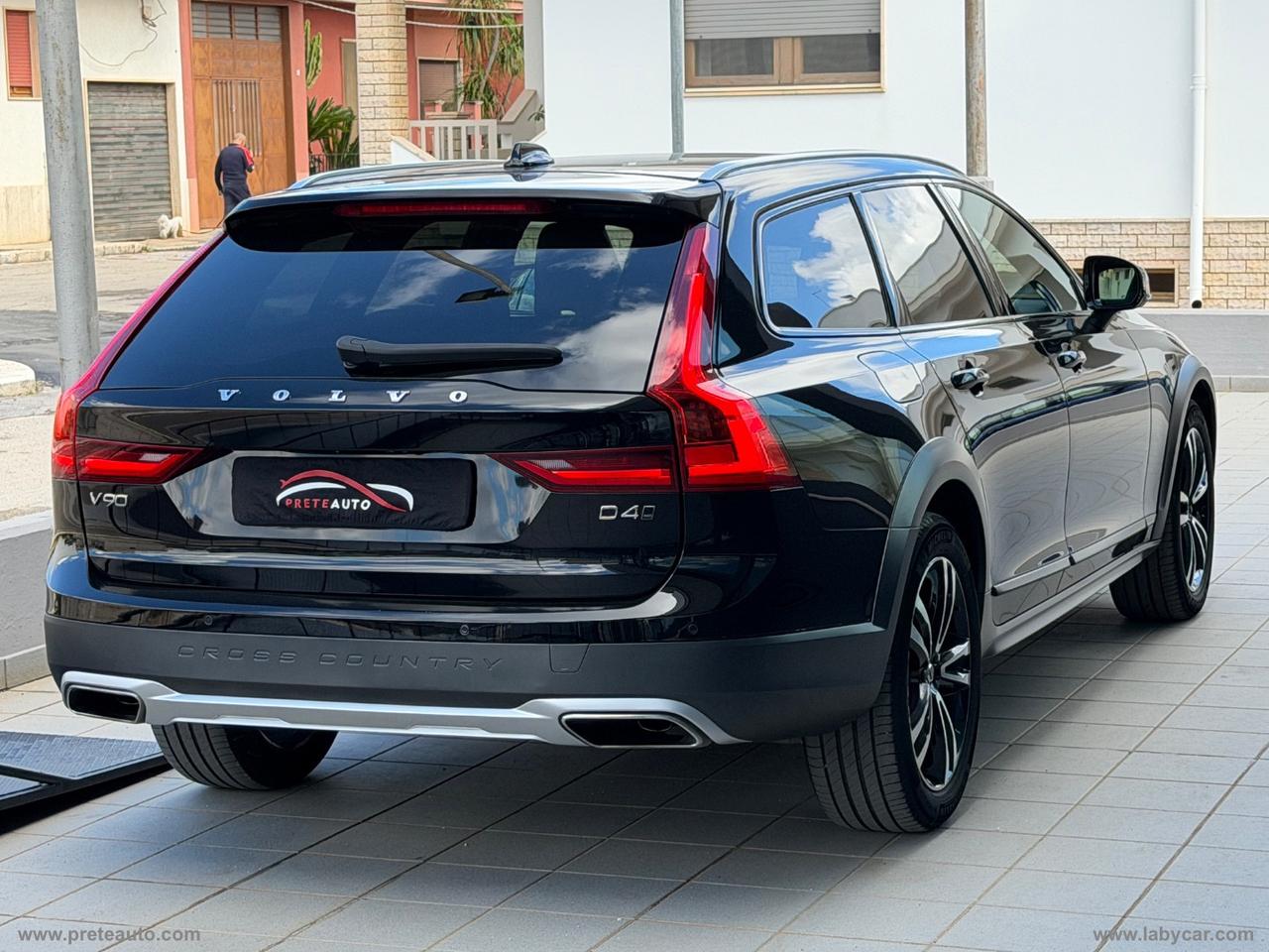 VOLVO V90 Cross Country D4 AWD Geartronic Pro