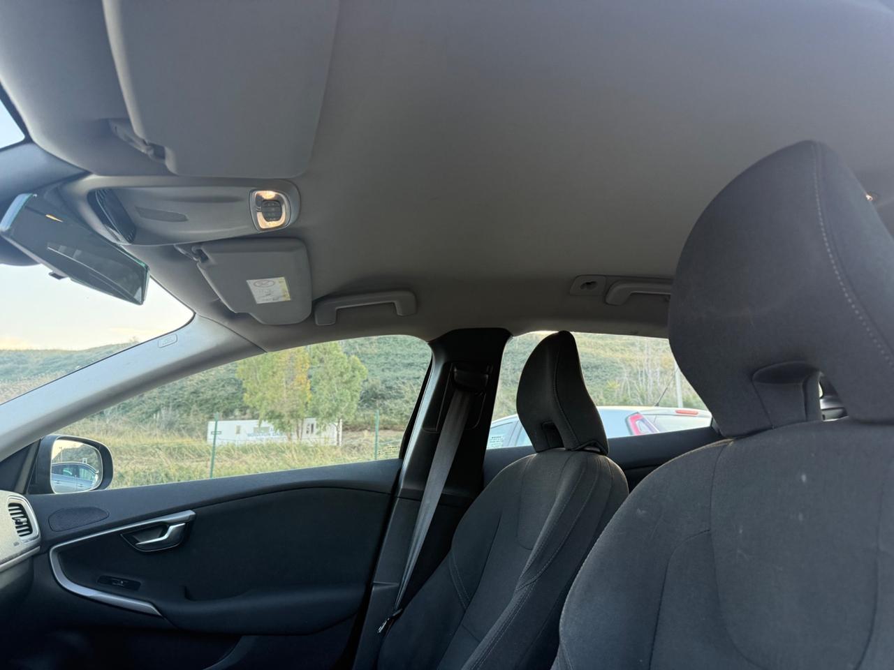 Volvo V40 D2 1.6 DIESEL 15.000 Km Motore Nuovo