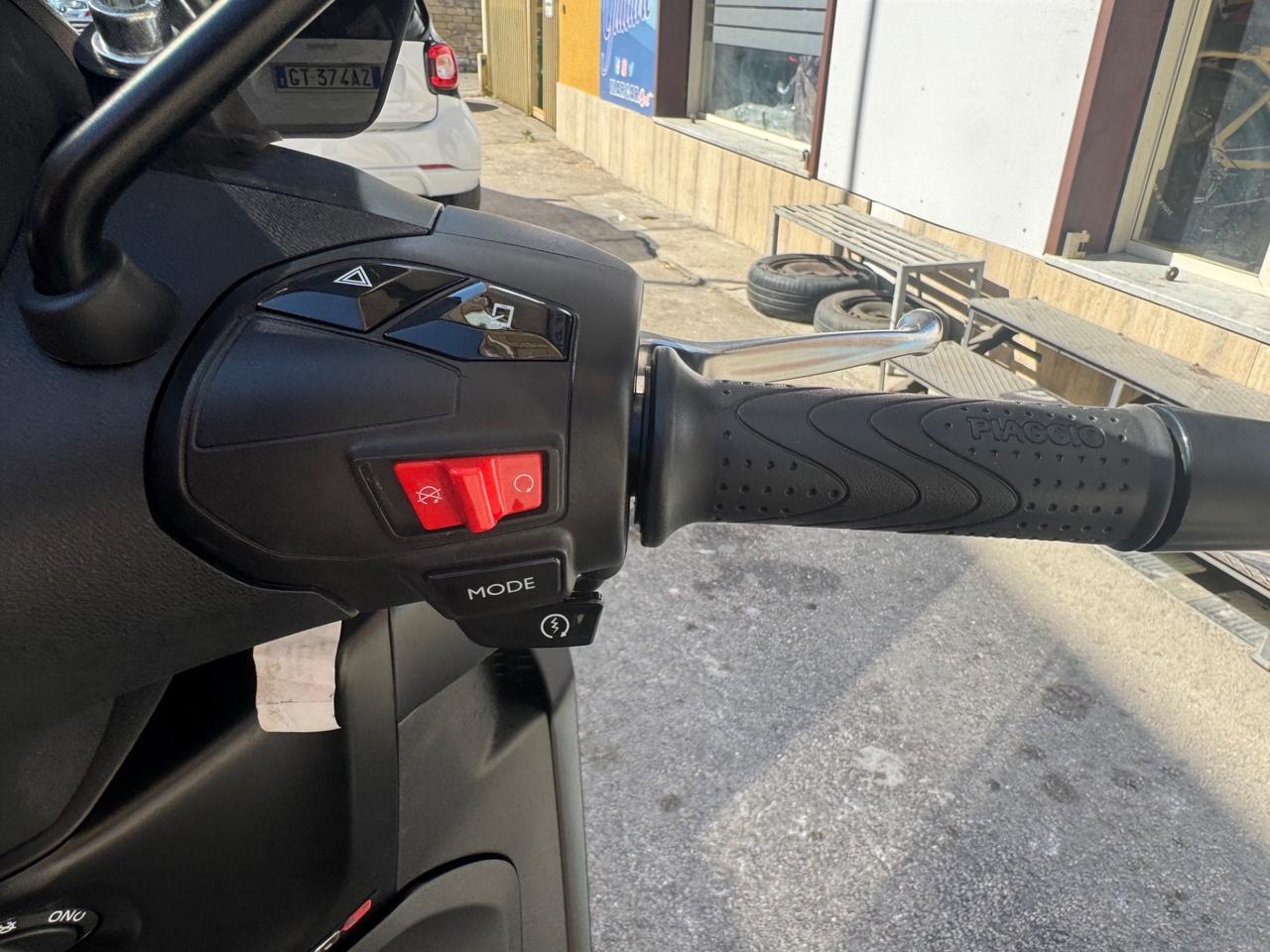 Piaggio Beverly 310 Sport