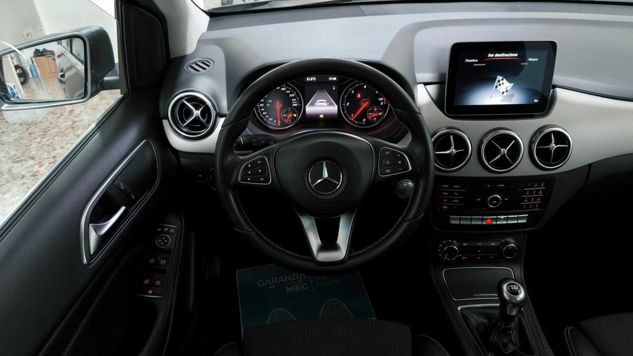 Mercedes-benz B 180 d Premium