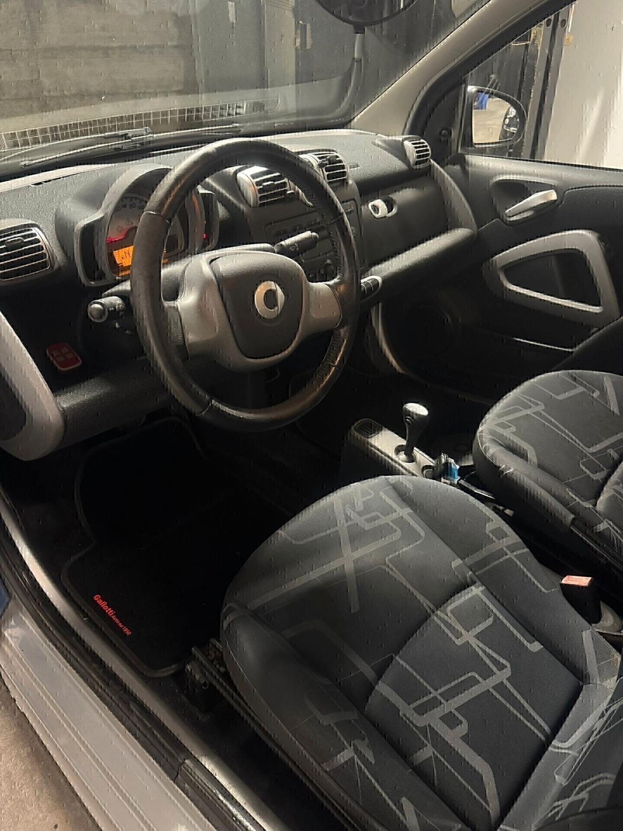 Smart ForTwo 1000 52 kW coupé pure - 2008 MOTORE RICONDIZIONATO CON SERVOSTERZO