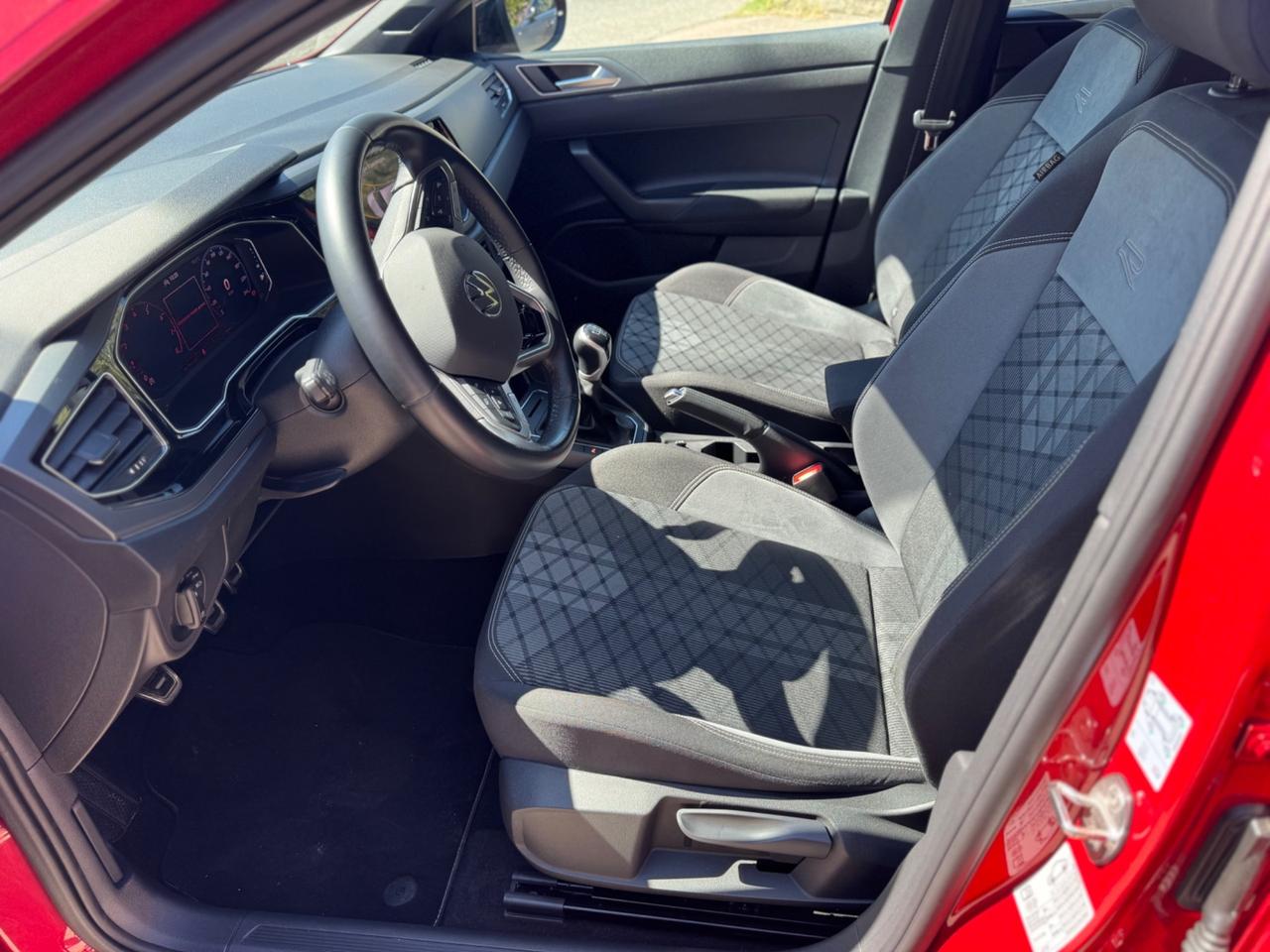Volkswagen Taigo 1.0 TSI 110 CV R-Line NEOPATENTATI