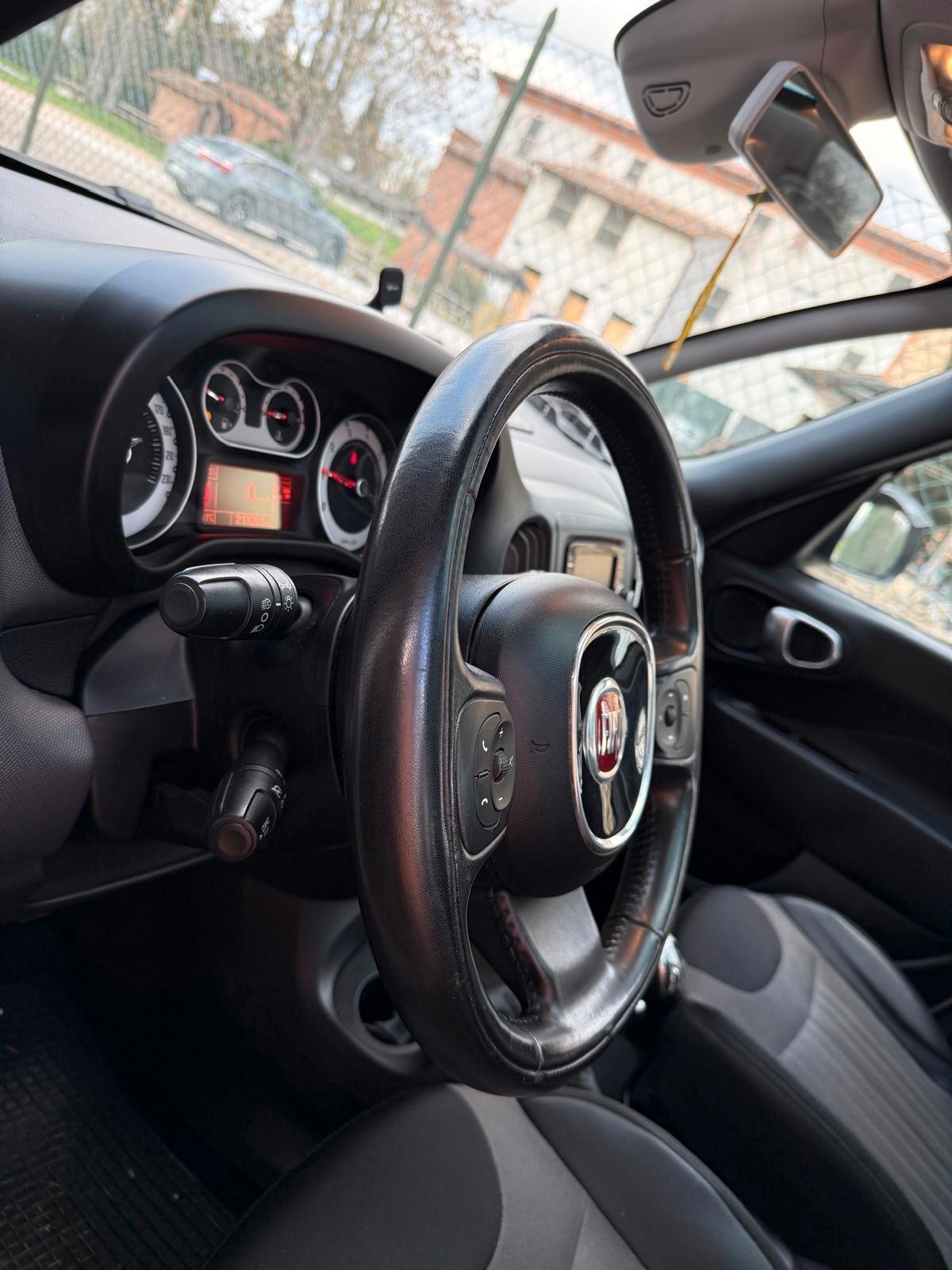 Fiat 500L 0.9 TwinAir Turbo Natural Power Lounge