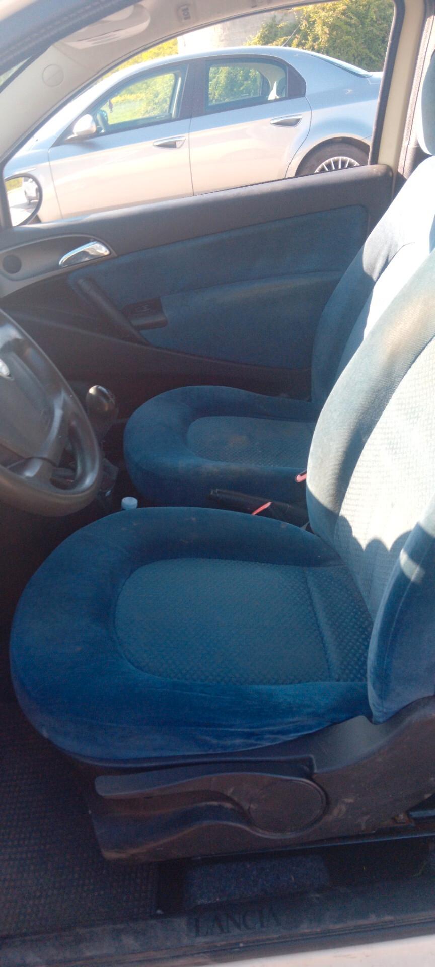 Lancia Ypsilon 1.3 Multijet