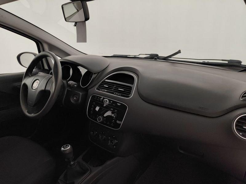 FIAT Punto Punto 0.9 TwinAir Turbo 105 CV S&S 5 porte Young - RISERVATA A COMMERCIANTI !