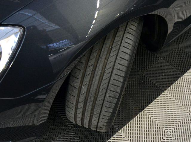 MERCEDES-BENZ SLK 200 CGI Sport Automatica - Pelle - Airscarf - Pdc