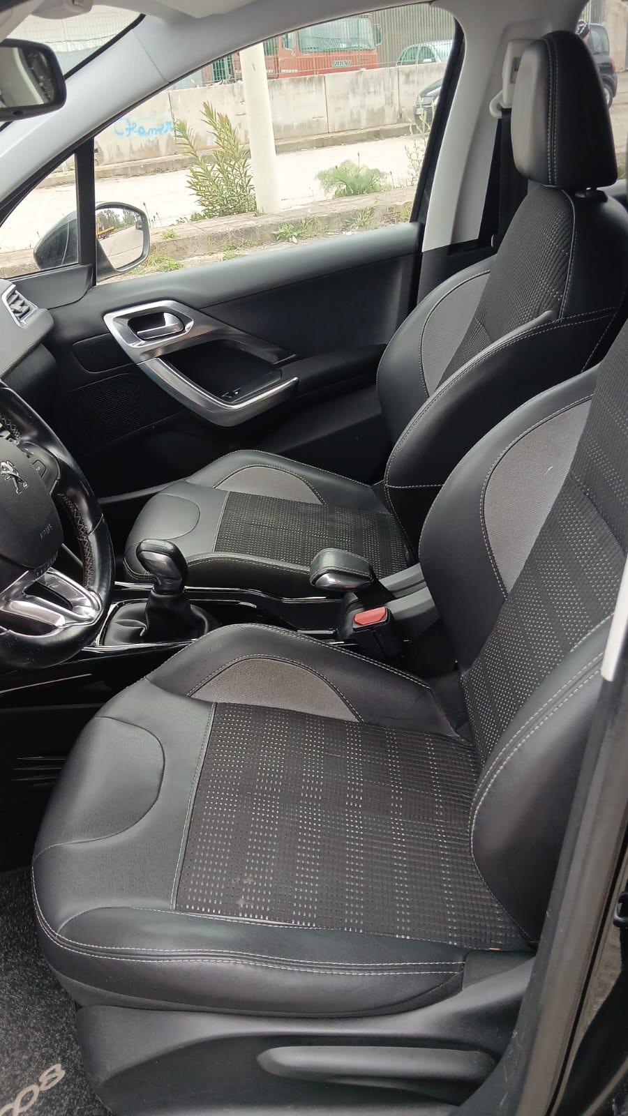 Peugeot 2008 PureTech 82 Active