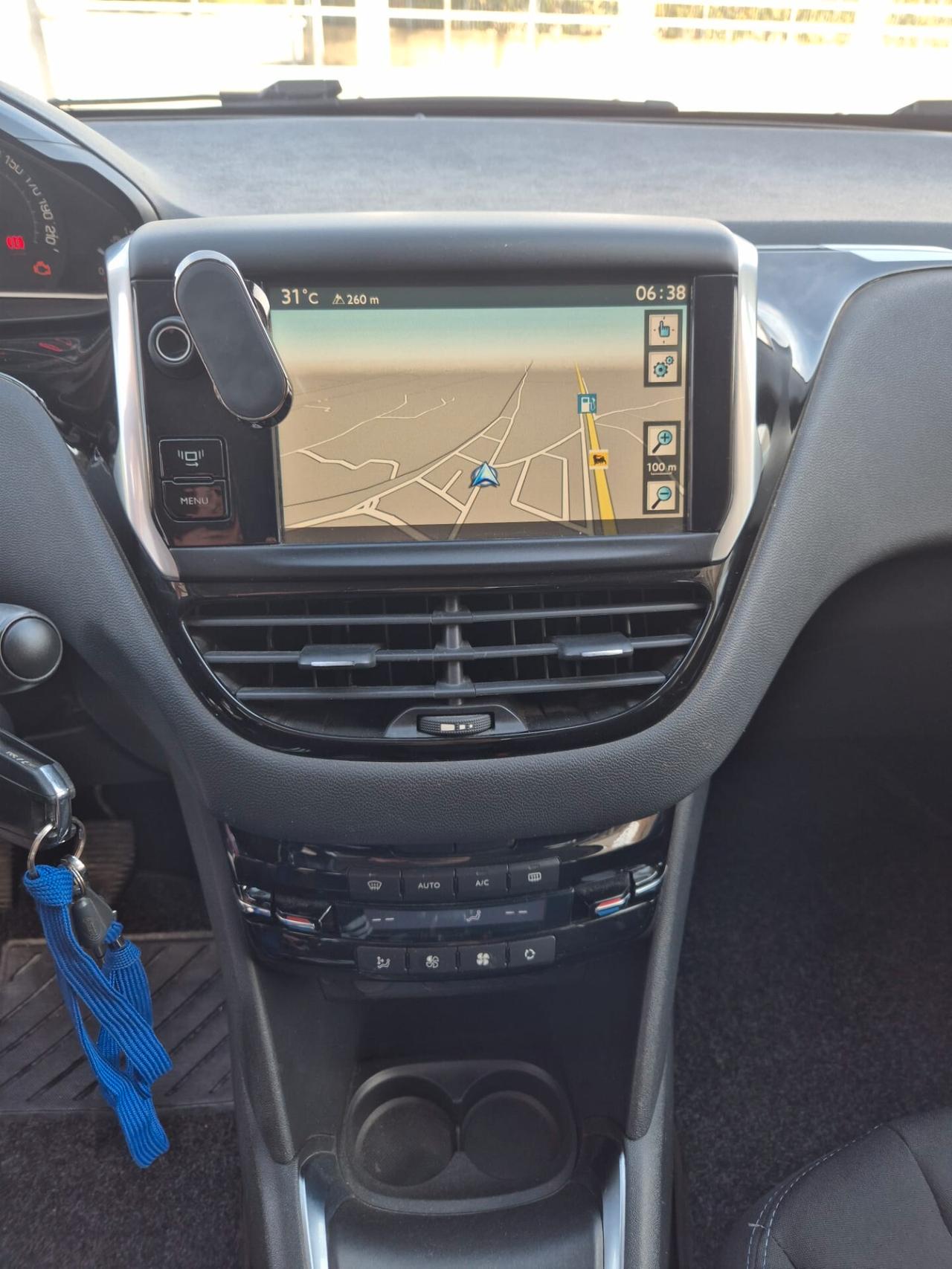 Peugeot 208 1.4 HDi 68 CV 5 porte Access