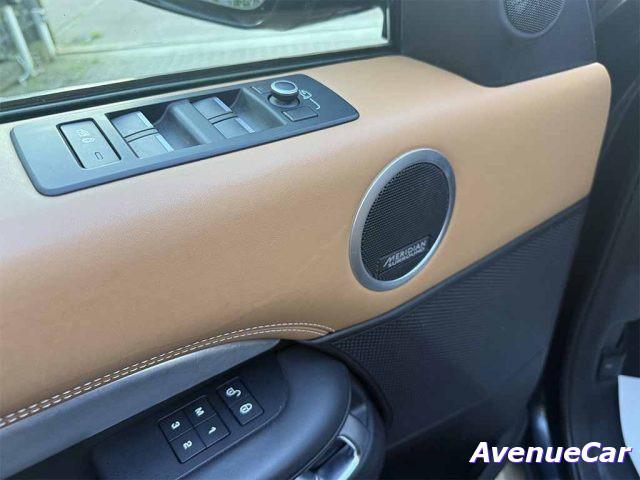 LAND ROVER Discovery 3.0 HSE 7 posti IVA ESPOSTA TETTO TELECAMERA 22''