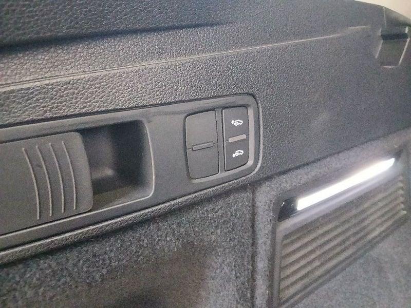 Audi Q5 Sportback 40 2.0 tdi mhev 12V S line quattro s-tronic