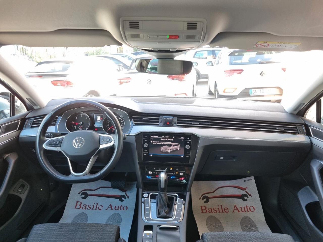 Volkswagen Passat VIII Variant 2.0 tdi Business 12