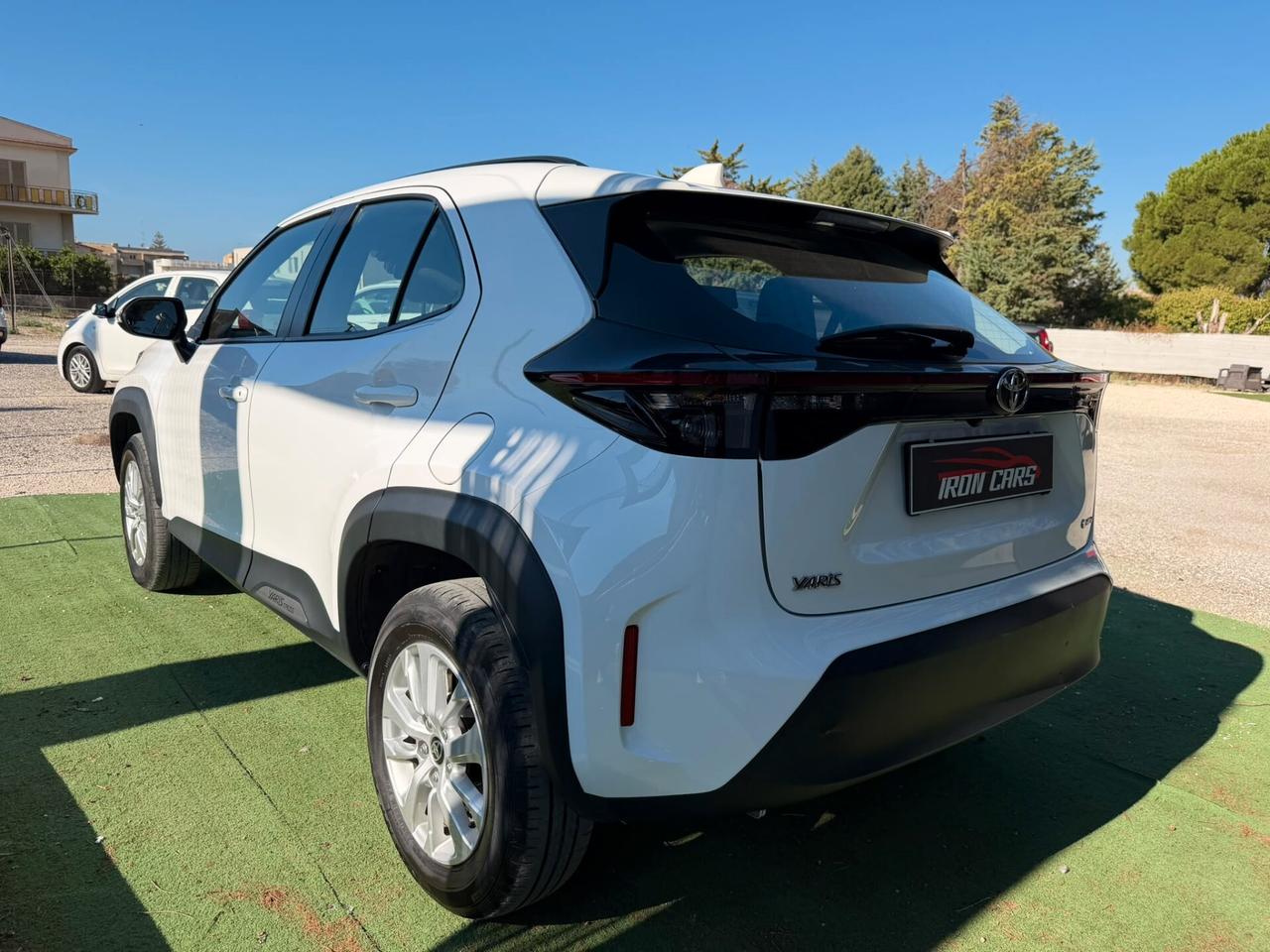 Toyota Yaris Cross AUTO USATA IN PERFETTO ORDINE GENERALE Siamo a disposizione per qualsiasi prova previo appuntamento.