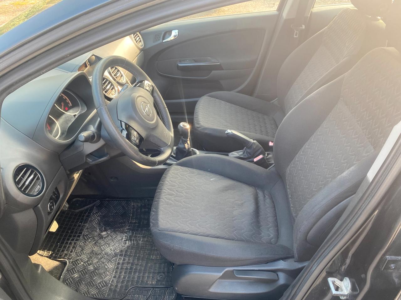 Opel Corsa 1.2 5 porte Edition