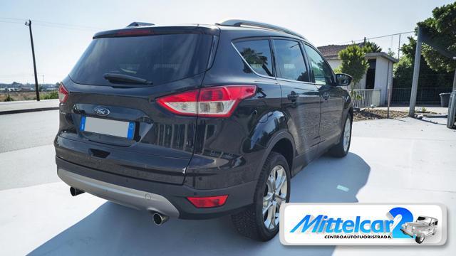FORD Kuga 2.0 TDCI 163 CV 4WD Powershift Titanium