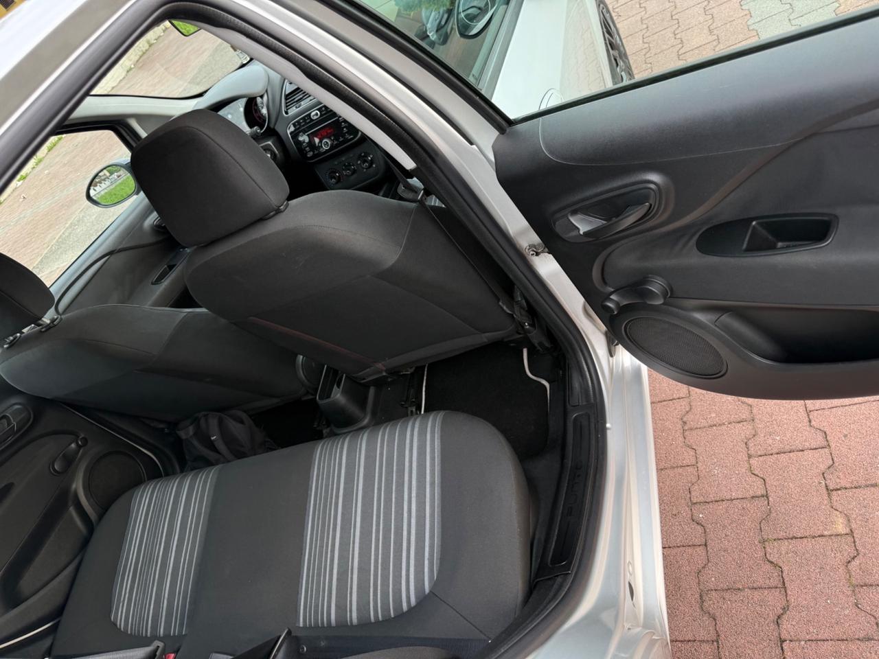 Fiat Punto Evo 1.4 5 porte S&S Dualogic Dynamic