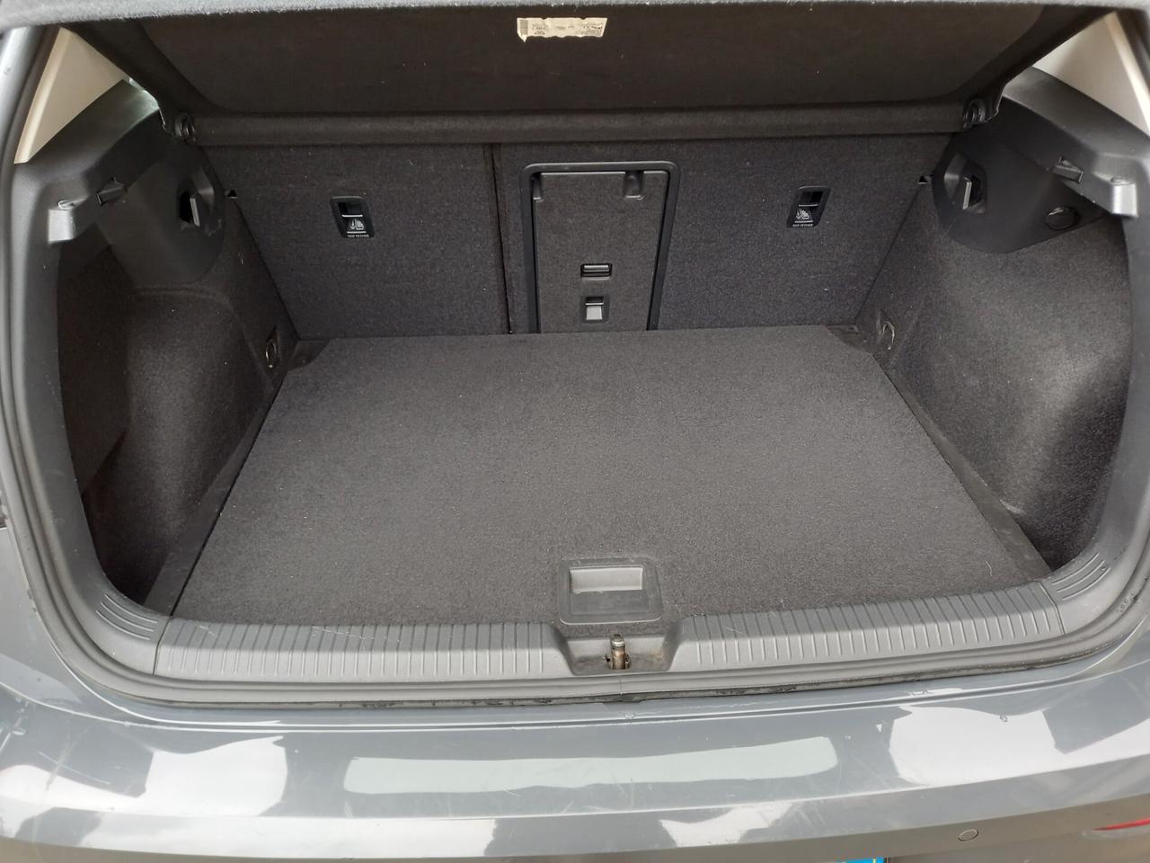 Volkswagen Golf 2.0 TDI 150 CV DSG 2022