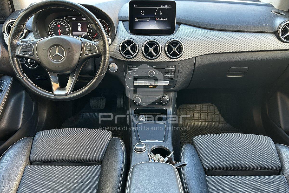 MERCEDES B 180 d Automatic Premium