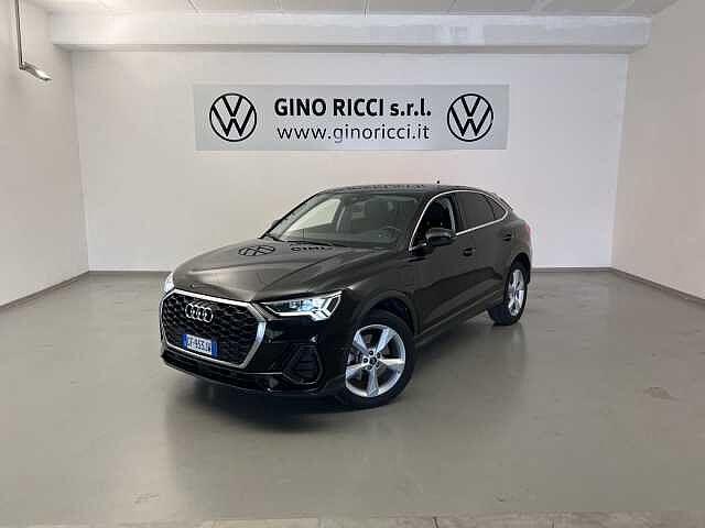 Audi Q3 SPB 45 TFSI e S tronic Business Plus