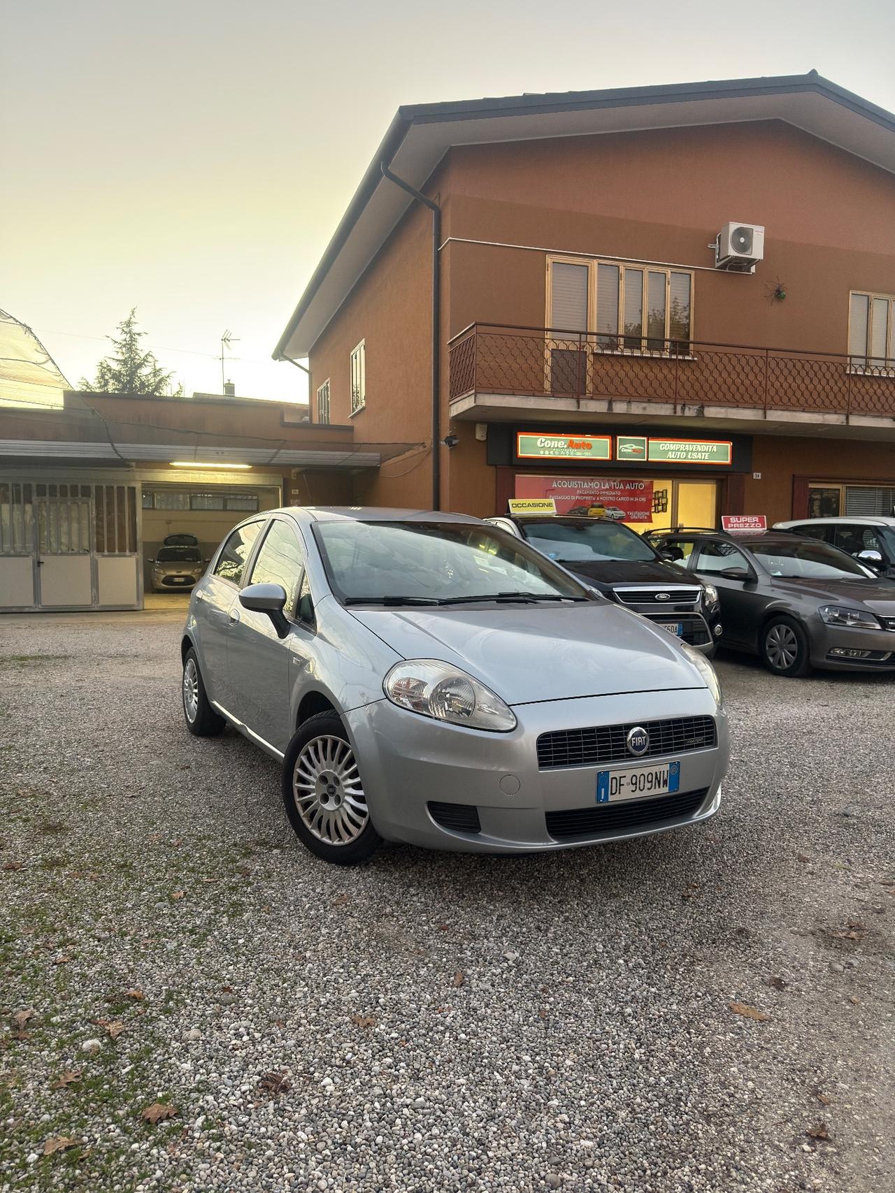 Fiat Grande Punto 1.3 MJT 75 CV 5 porte Active