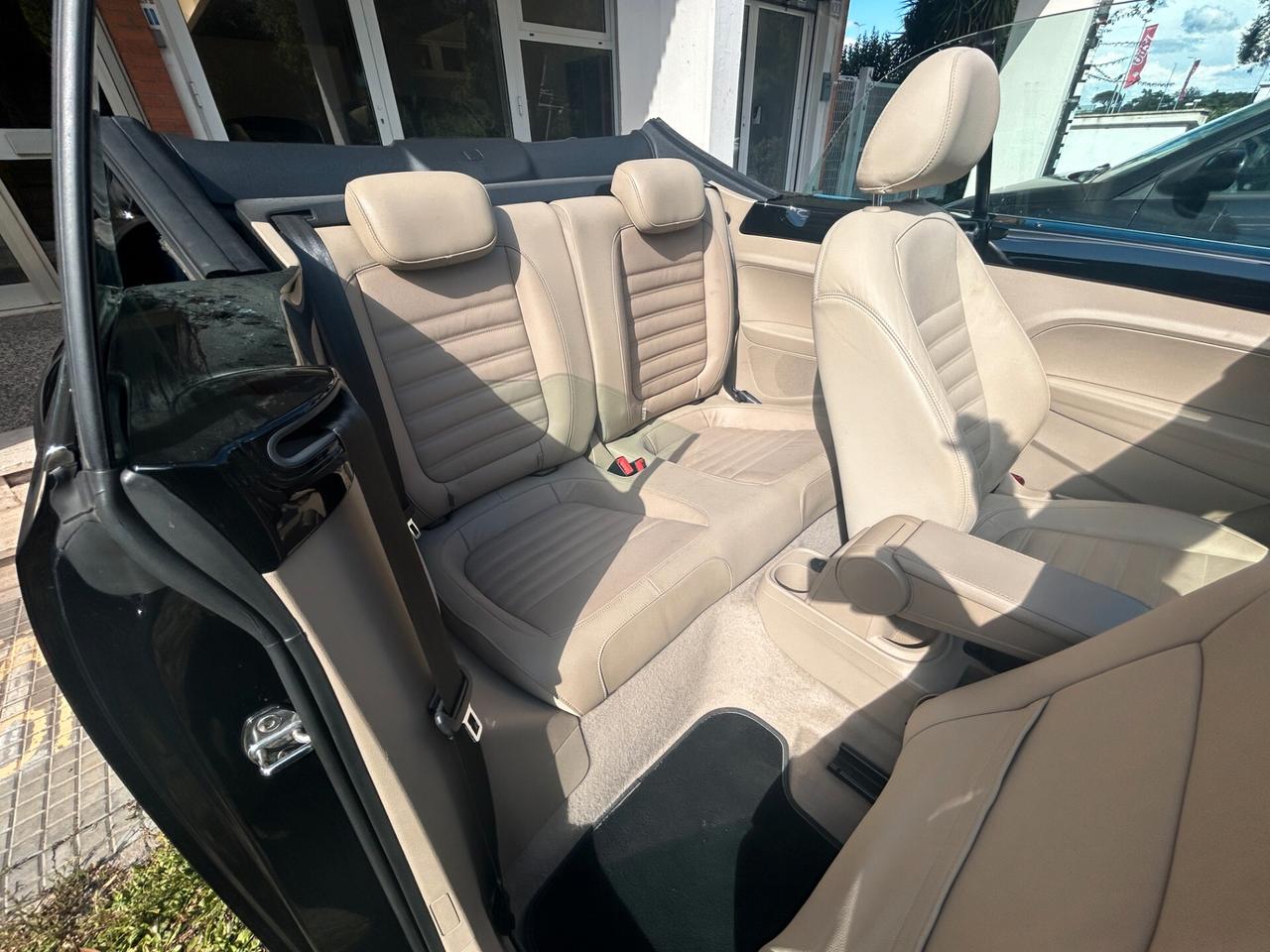Volkswagen Maggiolino 1.2 pelle-navi-led