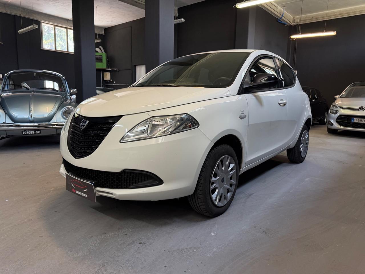 Lancia Ypsilon 0.9 TwinAir 85CV 2015
