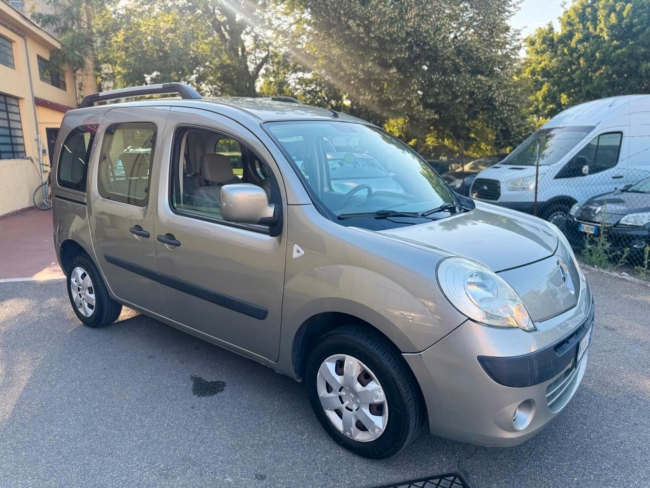 Renault Kangoo 2010 1.6 Benzina/GPL 105CV 5 porte Tom Tom