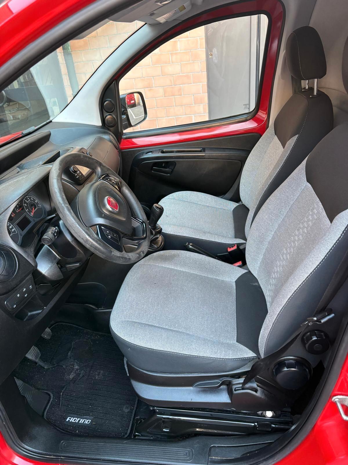 Fiat Fiorino 1.3 MJT 95CV Combinato Adventure