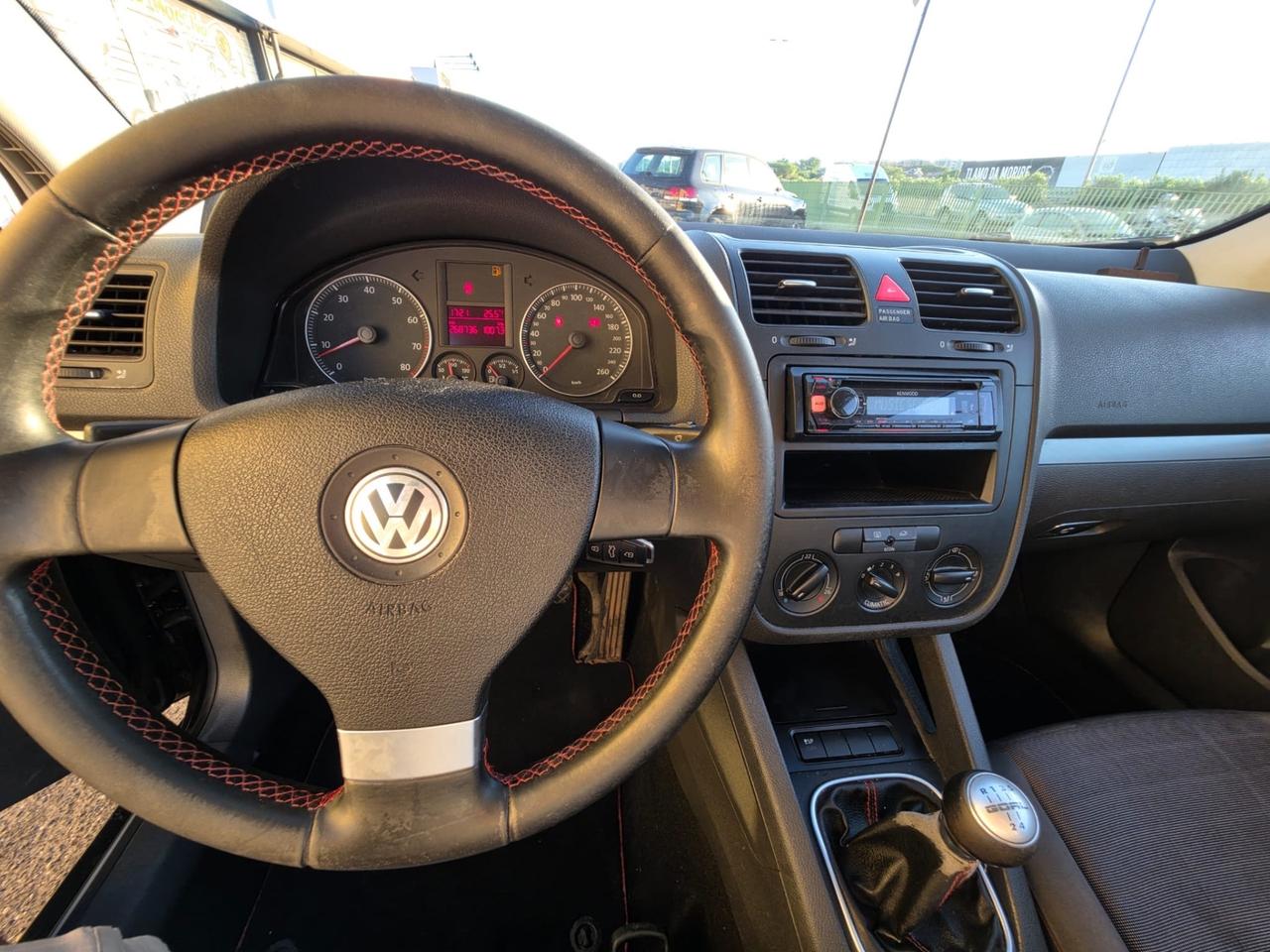 Volkswagen Golf 1.6 16V FSI 3p. Comfortline