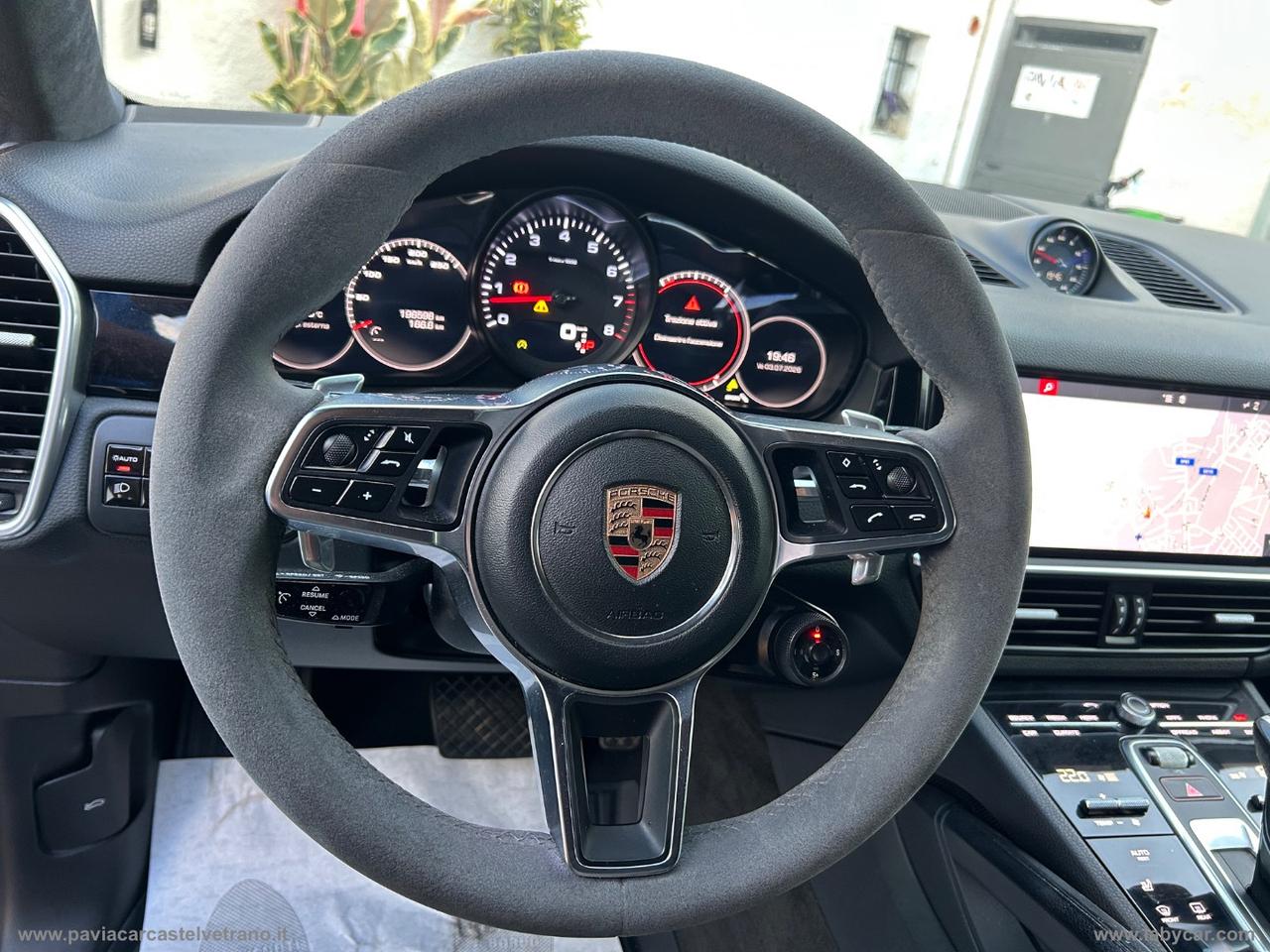 PORSCHE Cayenne 3.0 V6