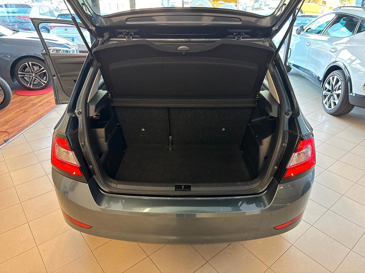 SKODA FABIA 1.0cc 60cv BENZINA NEOPATENTATI