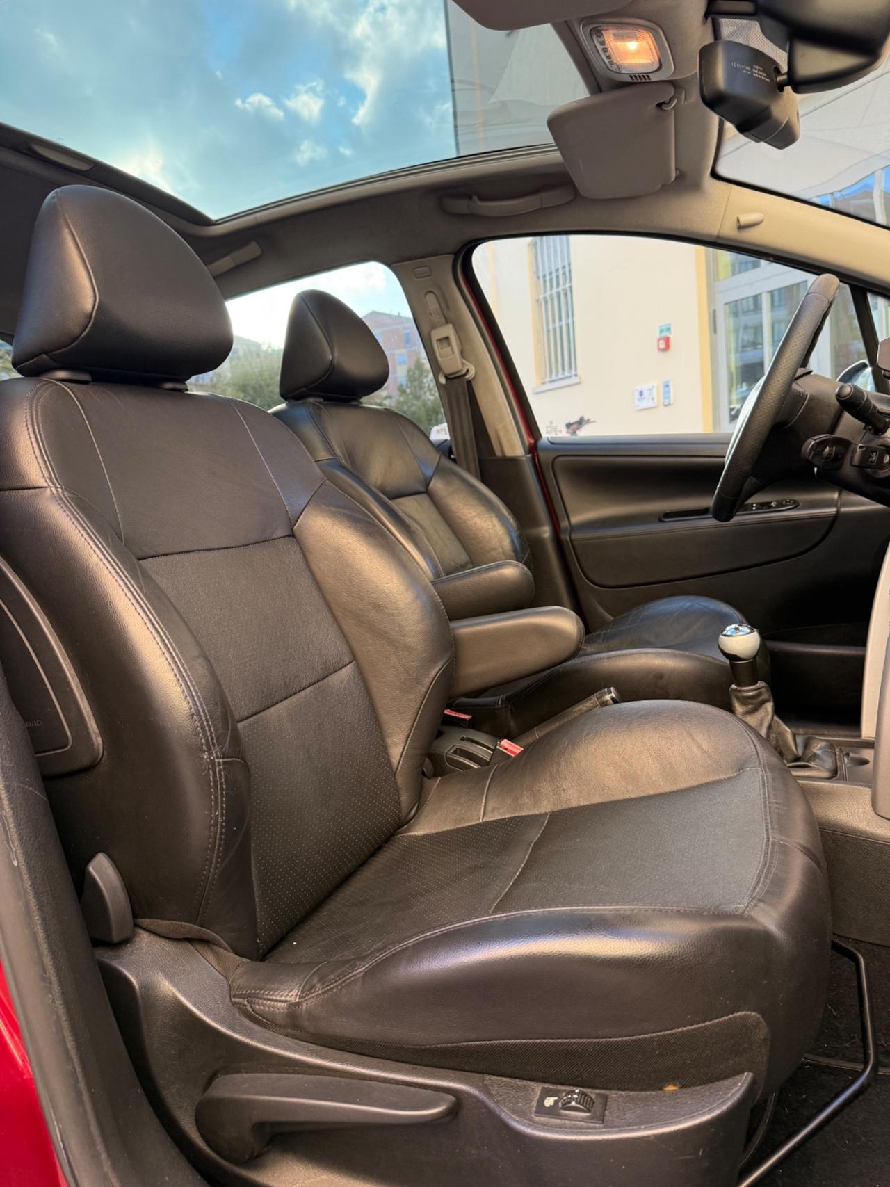 Peugeot 207 1.4 HDi 70CV FAP 5p. XS
