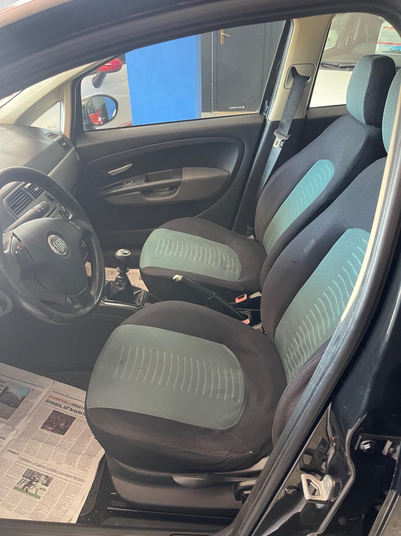 Fiat Grande Punto 1.3 MJT 75 CV 5 porte Dynamic