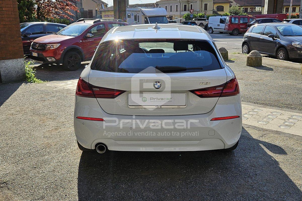 BMW 118i 5p. Business Advantage