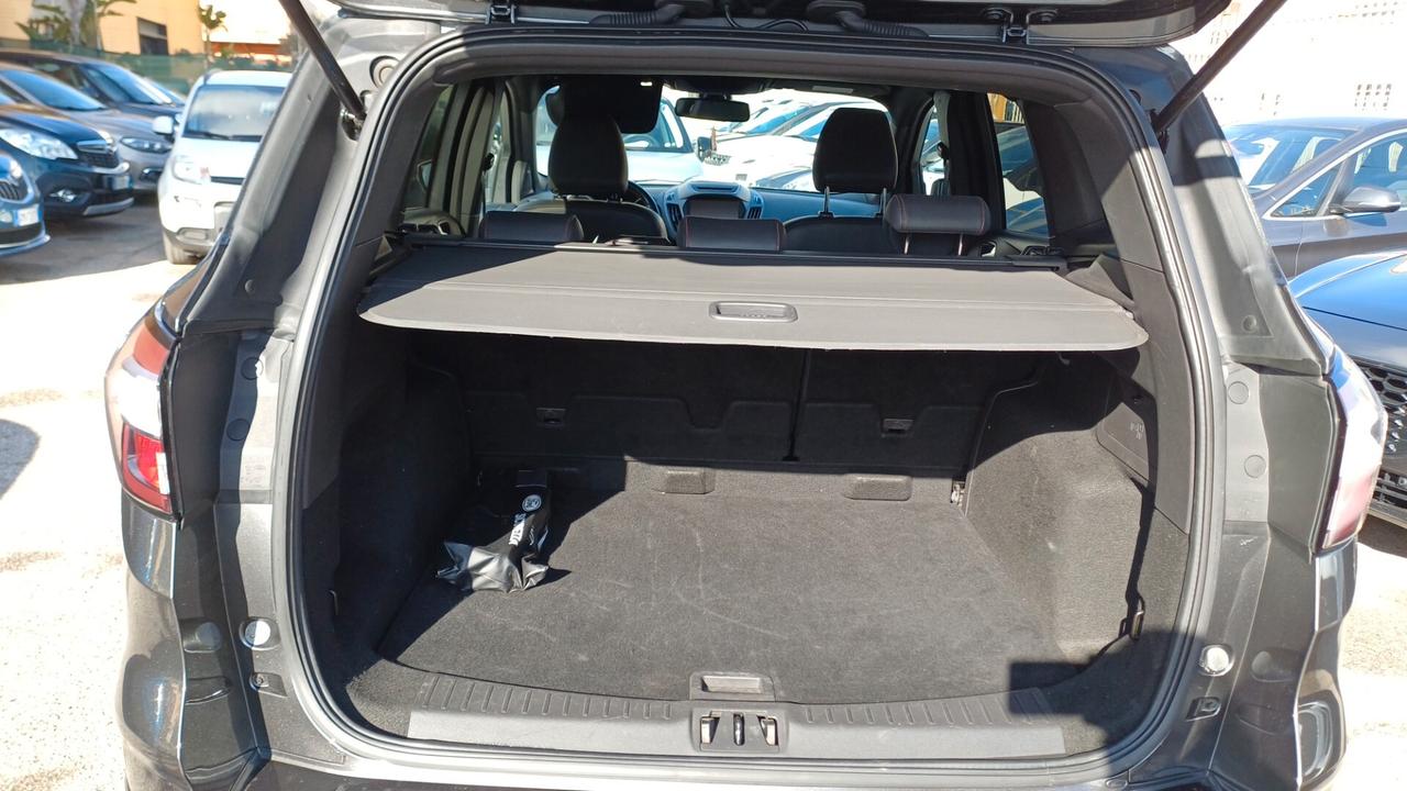 Ford Kuga 1.5 TDCI 120 CV S&S 2WD ST-Line