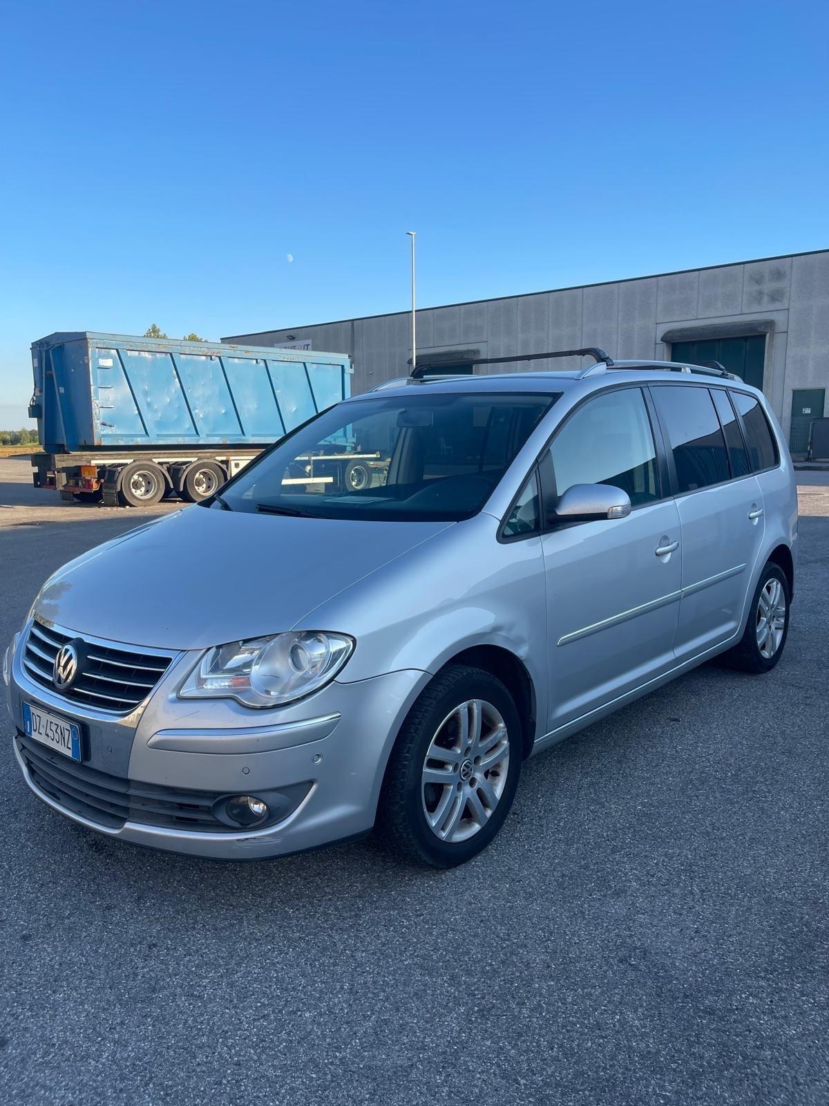 Volkswagen Touran 2.0 Highline Ecofuel