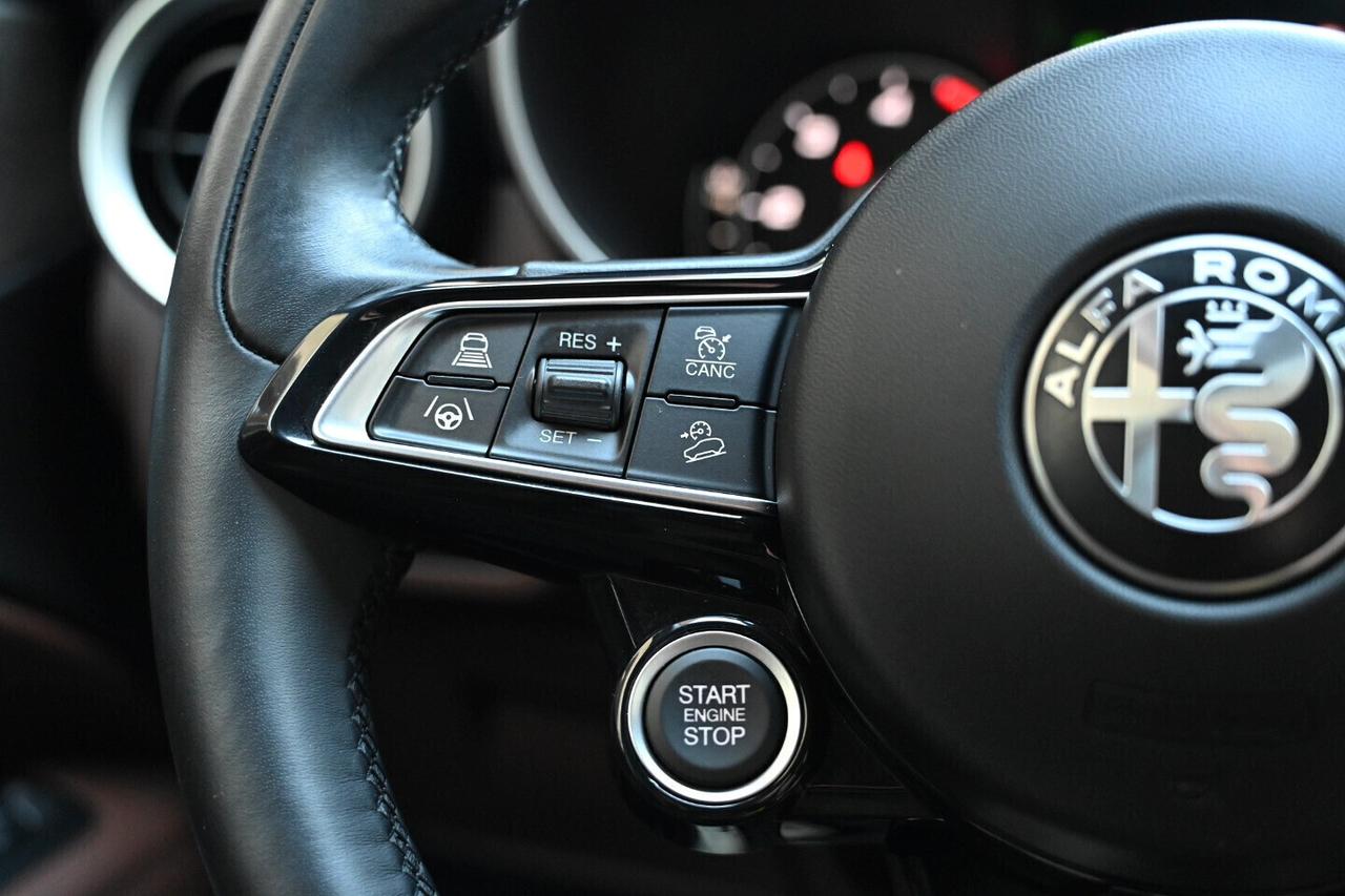 Alfa Romeo Stelvio 2.2 Turbodiesel 210 CV AT8 Q4 Ti