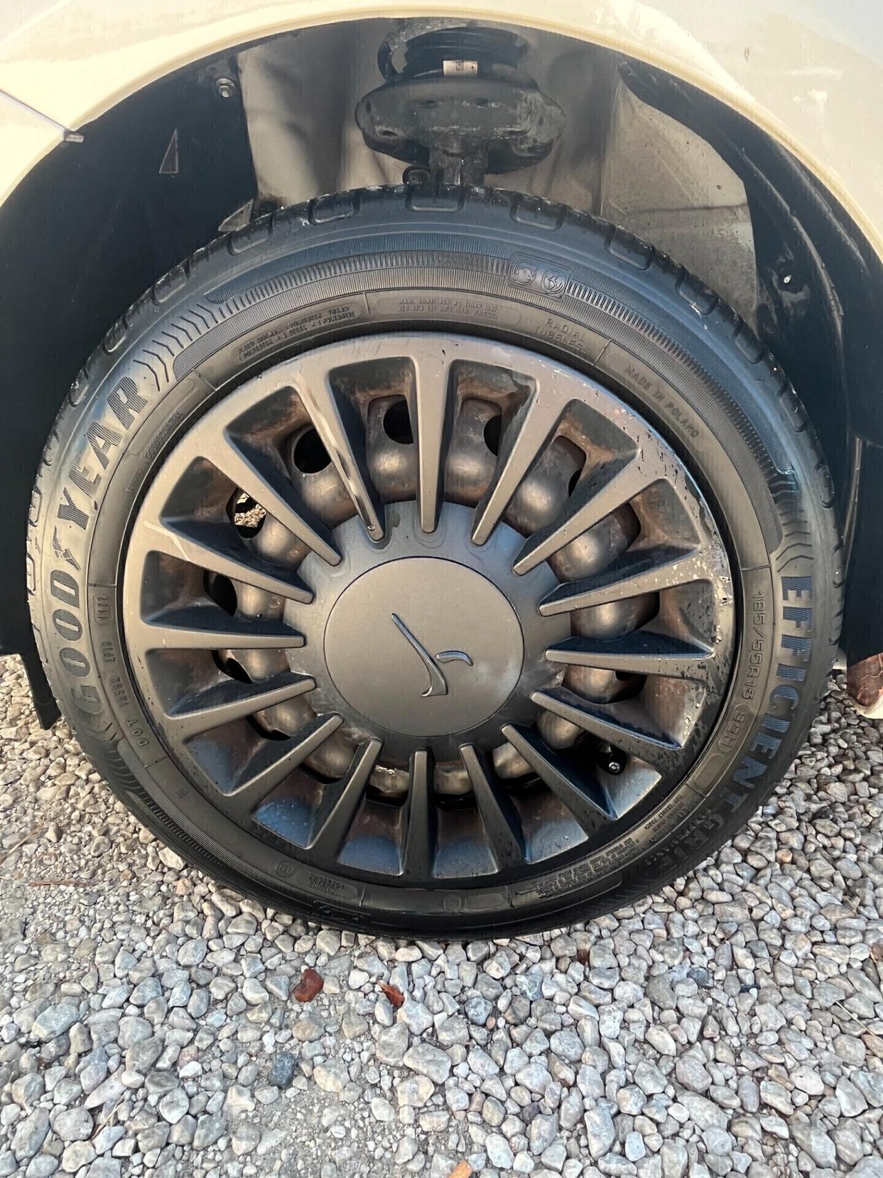 Lancia Ypsilon 1.0 IBRIDA/BENZINA 12348 KM CERTIFICATI UNICO POROPRIETARIO