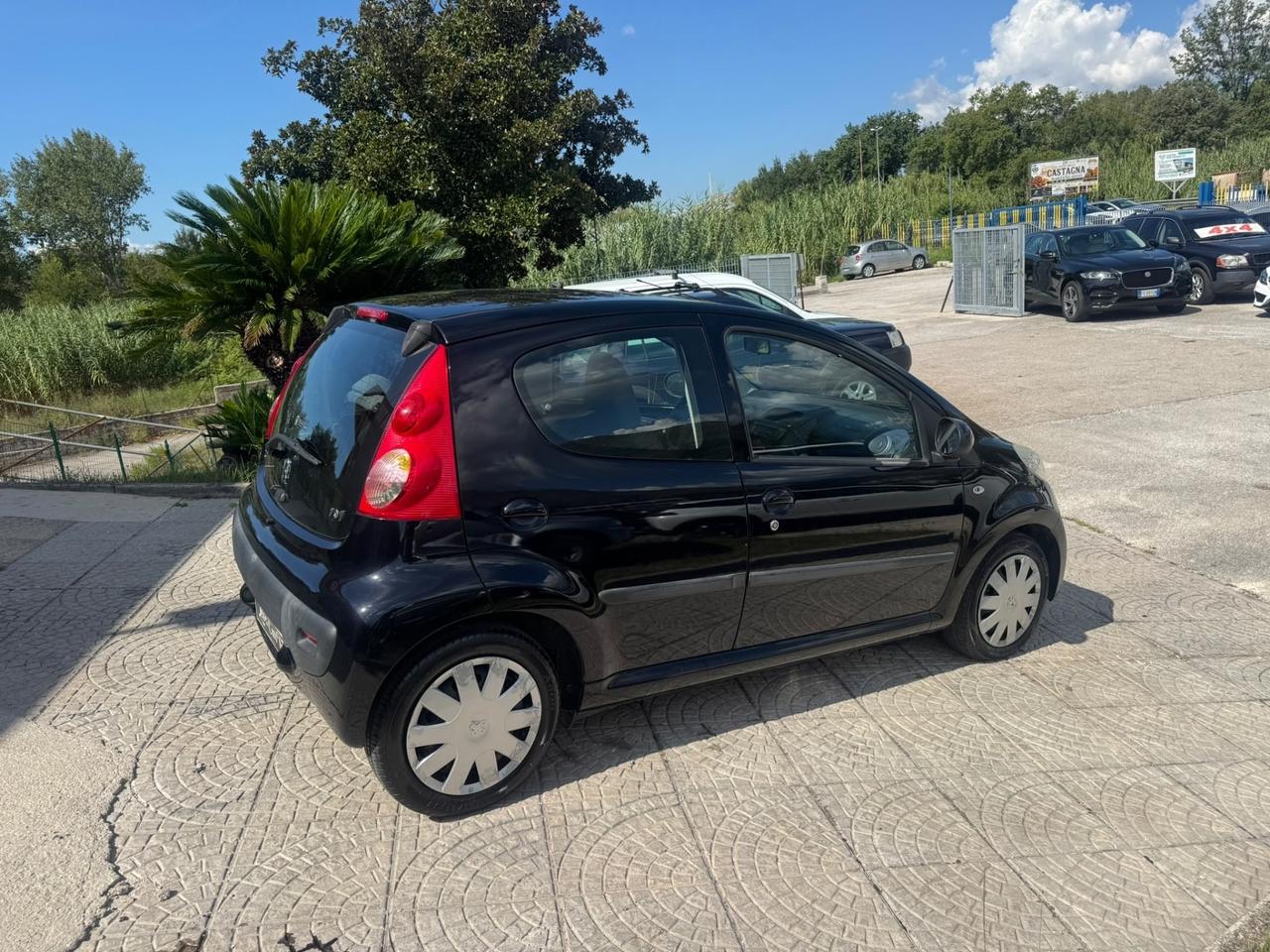 Peugeot 107 1.0 68CV 5p. Cambio automatico