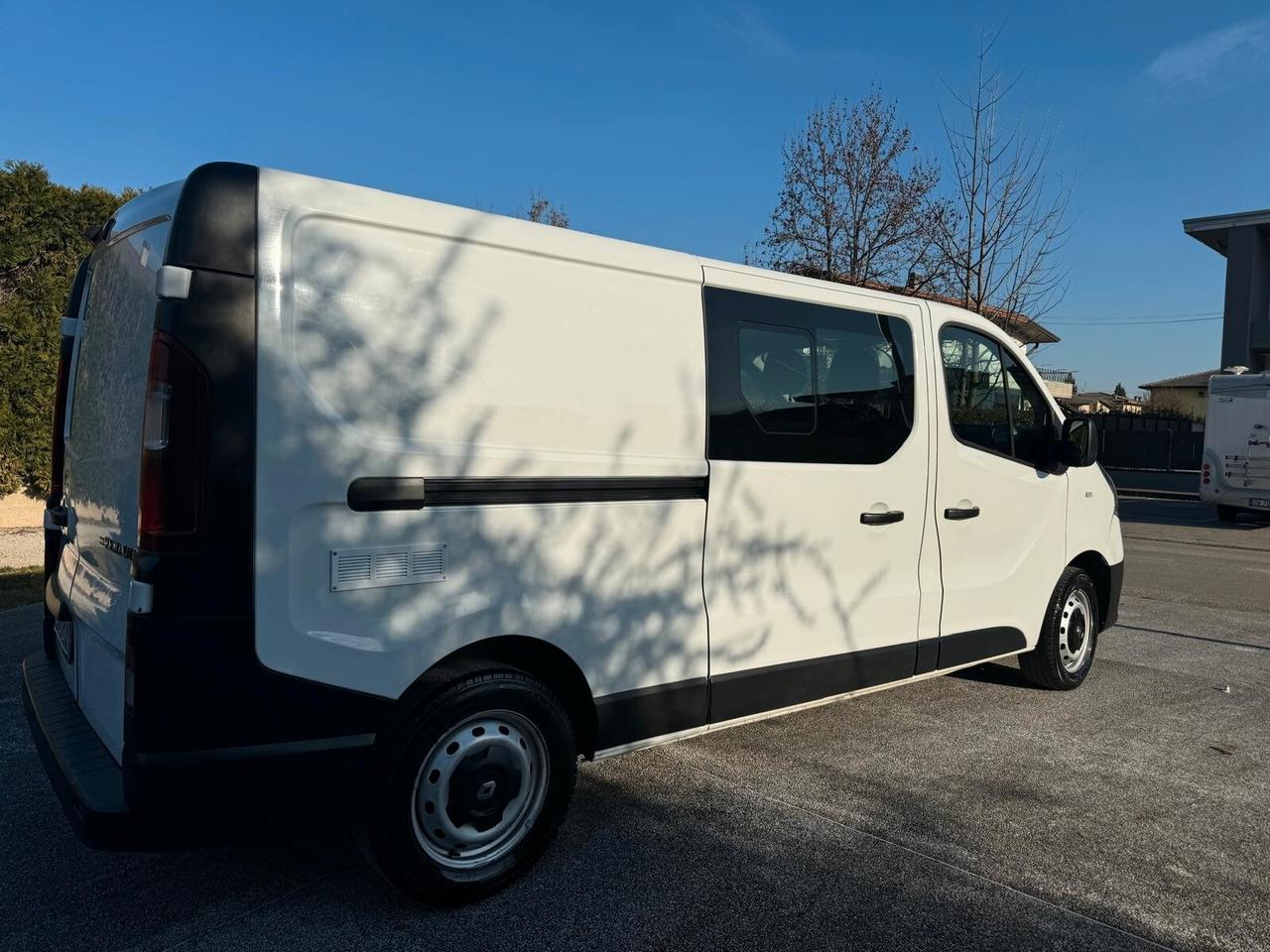 Renault Trafic T29 1.6 DCI 125CV SeS ICE 6 posti N1-WEBASTO