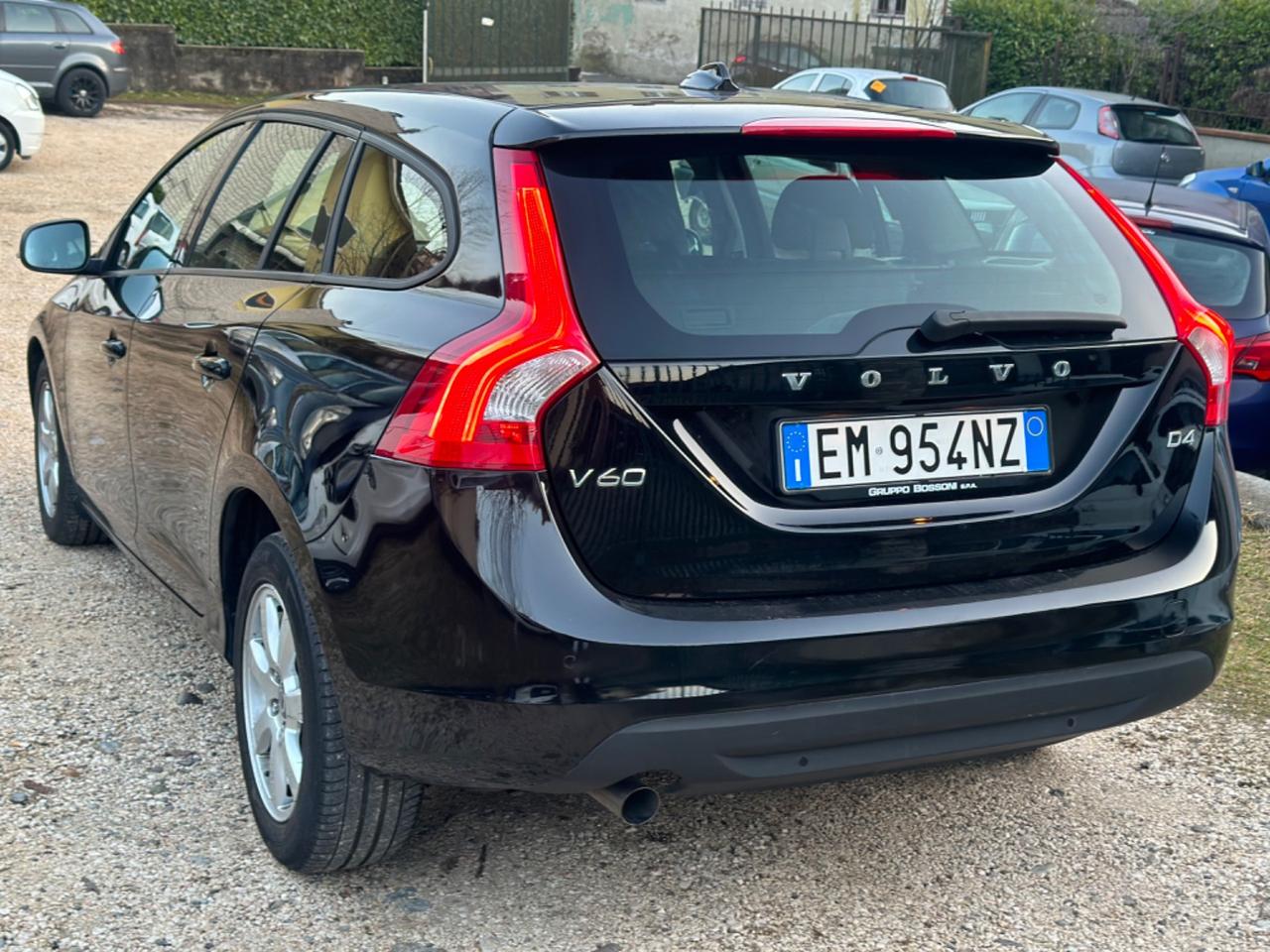 Volvo V60 D4 GEARTRONIC MOMENTUM KMCERT GARANZ