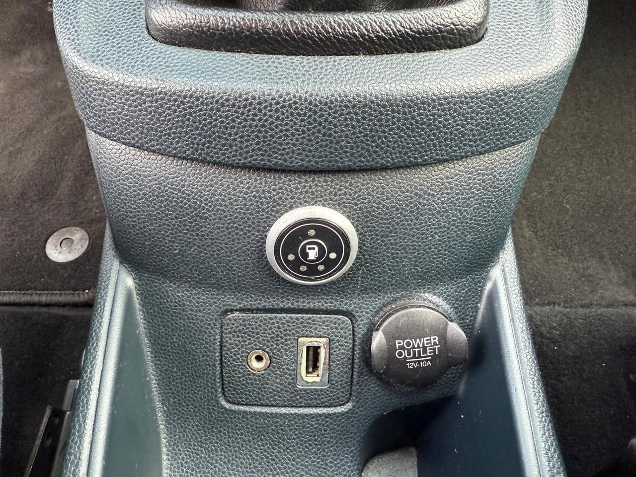 Ford Fiesta 1.4 5 porte Bz.- GPL Titanium