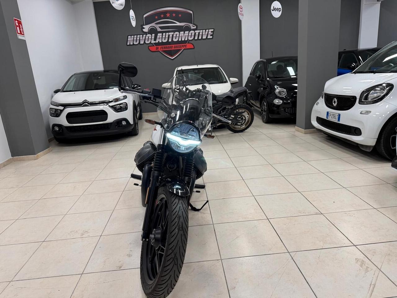 Moto Guzzi V7 STONE TEN