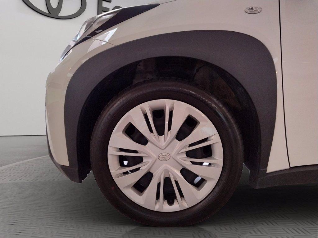 TOYOTA Aygo x 1.0 active 72cv del 2022
