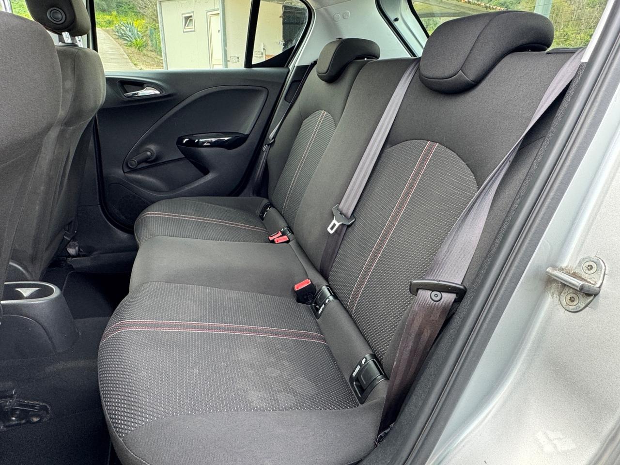 Opel Corsa 1.2 5 porte