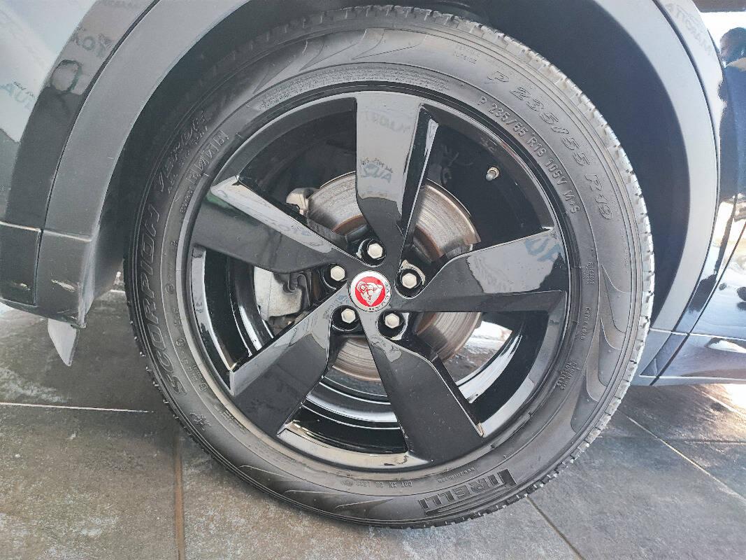 Jaguar E-Pace 2.0d i4 R-Dynamic HSE 150cv VIRTUAL! TETTO! PELLE!