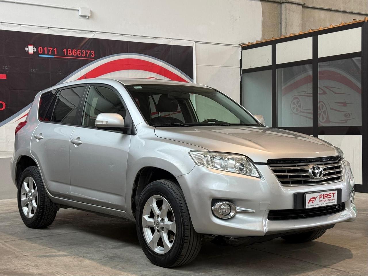 Toyota RAV 4 RAV4 Crossover 2.2 D-4D 150 CV DPF Exclusive
