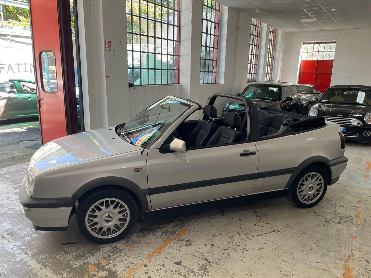 Volkswagen Golf Cabriolet 1.6 cat Highline DUE PROPRIETARI PRECEDENTI!!!